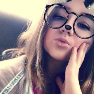 Meet your Posher, Briana